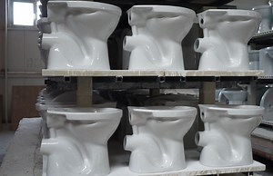 The complex process behind the making of toilets and sinks