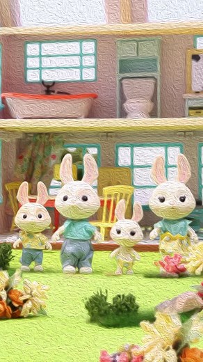 From painting to party! Watch the McScamper family come to life in the whimsical world of Honey Bee Acres! 🐝✨ #miniature #playset #playtime #pretendplay #dollhouse | Honey Bee Acres Toys