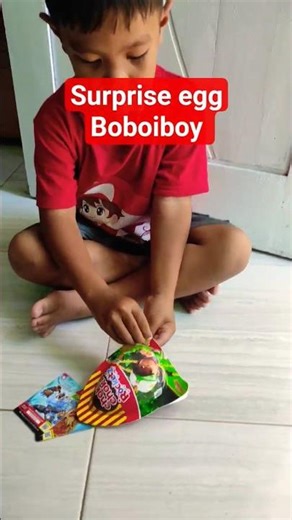 Unboxing surprise egg Boboiboy