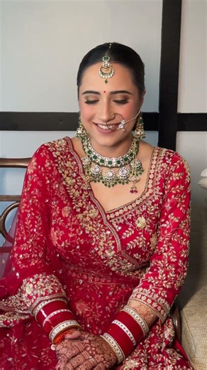 Red bride #hairstyle