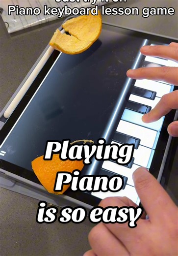 Learning piano has never been so easy—give this piano app a try. You can finally learn songs through a very fun way! #piano #playingpiano #learningpiano #pianogame #music