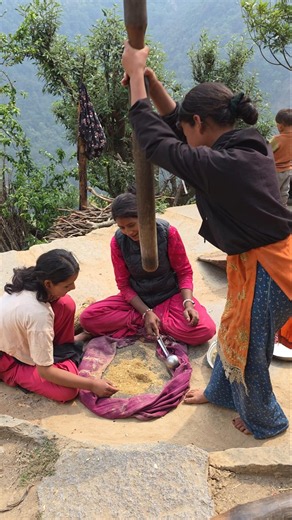 Traditional Himalayan Village Pickle Making Hand-Pounded with a Wooden Mortar & Pestle #villagelife