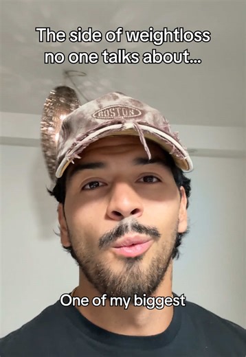 Most people think fitness is about getting “skinnier” or “looking good for the summer…” It’s so much deeper than that. One of my biggest wins as a coach wasn’t someone getting abs… it was a mom who told me her goal was to take her son to Disney and actually be present with him. No anxiety about fitting on rides. No being exhausted halfway through the day. No hiding behind excuses. She just wanted to be the mom her kid deserved. For years she felt stuck. Tired. Heavy. Embarrassed. She avoided pho