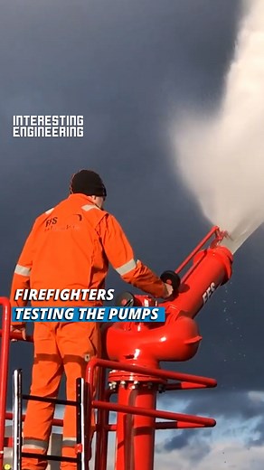 33K views · 285 reactions | The firefighters set up the fire fighting pumps to pump fire fighting waters. These pumps can reach too far away, making an excellent view on the waters. | Interesting Engineering | Facebook