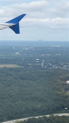 Charlotte Airport - Aircraft Parallel Landing