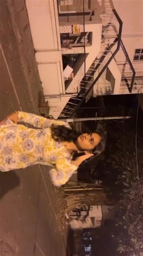 Chaitra Reddy on Instagram: "Road meri runway 💃 . . . . . . . . . . . . . . #riding #girlride #desigirlswag #tfi #trip Desigirl , riding ,girlride ,road trip ,temple ,desifit,kurti ,"