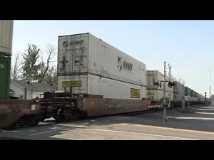 NORFOLK SOUTHERN GE ES44DC GEVO Northbound Intermodal Container Train