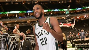 Khris Middleton suffers ankle injury vs Celtics