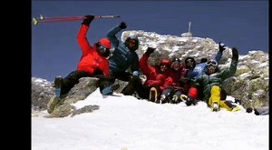 Amazing feeling on the top of IRAN #Damavand 5671m . . . . . . . . #mountainlove #vulcano #skimo #feelfree #highmountain #upupup #hurradiegams | Laura Dahlmeier