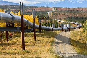 The Smartest Pipeline Stocks to Buy With $1,000 Right Now