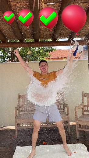 Tem que levantar e estourar?!😱 #experimento #curiosidades #brincadeira