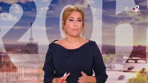 Léa Salamé à la présentation du JT de 20 heures de France 2.