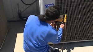 Working AC units serve as lifeline for scorched Las Vegas Valley residents