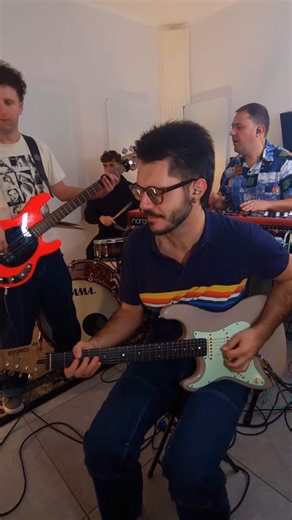 Maracuja on Instagram: "FUNKY FRIDAY: "Cross the line" ❌️🤸‍♀️ #funk #maracuja #funky #livemusic #musicvideo #guitarplayer #guitar #synth #bassplayer #drums"