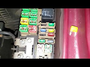 2005 Ford Escape Radio, Power Outlet & Cigarette Lighter Fuse Location