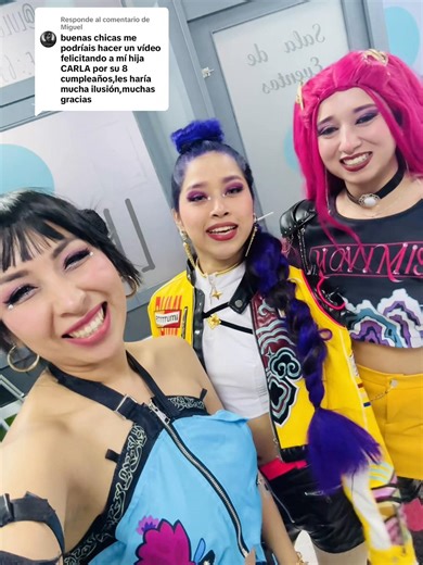 Respuesta a @Miguel Enviando otro lindo saludito para la pequeña Carla 💜❤️💙 #huntrixkpopdemonhunters #huntrix #guerreraskpop #showinfantilmadrid #animacioninfantilmadrid