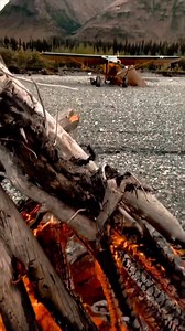 So peaceful in the backcountry!! • #repost @torirlee1 • down the line • • #alaska #fall #camping #flying #aviation #instaaviation #mountains #hunting #campfire #gatesoftheartic #explore #adventure #womenwhohunt | XploringAlaska