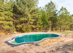 J’ai creusé ma piscine sans demander cette autorisation, aujourd’hui la justice pourrait la démolir