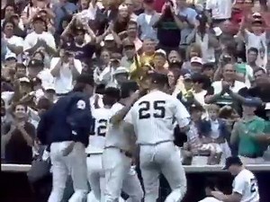 26K views · 1.2K reactions | 【MLB】一出生就沒有右手的獨臂左投Jim Abbott，26年前的今天，他在洋基球場投出無安打比賽！ #天下無難事 （翻攝自Baseball by BSmile/Twitter） | 運動狂人 Sports Maniαc | Facebook