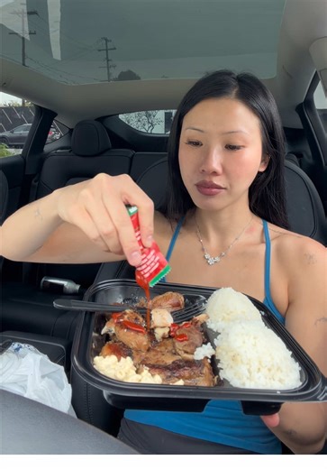 Delicious BBQ Chicken at Rutt's Hawaiian Cafe