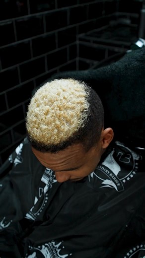 Another Day, Another #Legendary #Fade 😌🔥💇🏽‍♂️ 📍 Legends Barbershop Fourways Mall #legendsbarber #legendaryhaircut #legends #legendsbarbershop #legendarybarber #wearelegends #belegendary | Legends Barbershop