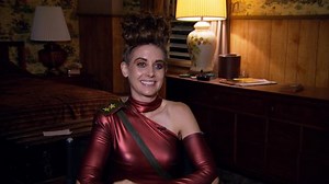 Alison Brie Talks "Glow" 2018 Golden Globe Nomination