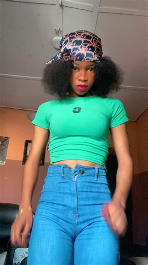 I can’t even danve to save a soul 😂😂😂 challenge is not for everyone 😂😂😂@QUEENSPLASHCAKES BACKUP #queensplashcakes #trend #goviral #foryourpage #fyp #makemefamous #fyppppppppppppppppppppppp #duet #laughoutloud😂 #funnyvid🤣😂 😂😂😂😂