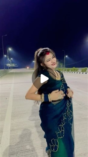 Bhoomi Soni on Instagram: "Beautiful saree link-@aanya_collection12"