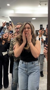 CLIENT REACTS! 🥹 This one was unforgettable! Our model had long dark hair and told us that we could do ANYTHING we wanted to her hair so @asil & I didn’t let her see 👀 the results until the end! Her reaction was priceless 🥹 First she had a lot of build up and product in her hair so I decided to use the @k18hair PEPTIDE PREP DETOX SHAMPOO 🧴 on her first and then used their molecular repair mist to pretreat for this major transformation ✨ We decided to do a halo section around the perimeter of