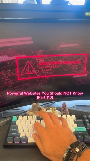AriaCodez on Instagram: "Faked a 6-month body transformation in 10 minutes. Before photo. After photo. Workout clips. Never touched a gym. Then generated a $1000 program I didn’t create. This is why you can’t trust transformation content anymore. EDUCATIONAL PURPOSES ONLY. Comment ‘skywork’ for the link + the exclusive starter pack. #ai #skywork #transformation #fitness #tech"