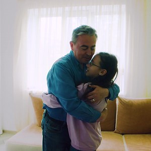 10K reactions · 810 shares | Tout parent, à un moment ou à un autre, est en proie au doute quant à la manière d’éduquer son enfant. Les cris ou la violence physique ne constituent jamais une bonne solution. Consultez le Portail de l'UNICEF sur la parentalité pour trouver des alternatives saines et judicieuses. | UNICEF (FR) | Facebook