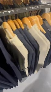 NU OPEN Webshop-Outlet LIER Wij Kochten van Bol.com-Zalando en Amazon 80.000 stuks Dames en Heren Merkkleding en Accessoires in Kleine en Grote Maten met meteen op ALLES -50% op de Originele Prijzen. Wij Vullen dagelijks aan. Betalen kan met Cash, Bancontact en Creditcard. Omruilen en Passen kan wij geven geen geld terug. OPEN: elke Zaterdag en Zondag 10:00/18:00 ADRES: Antwerpsesteenweg 367, LIER (naast ZEB) www.WEBSHOP-OUTLET.sale ------------ NOW OPEN Webshop-Outlet LIER We Bought from Bol.co