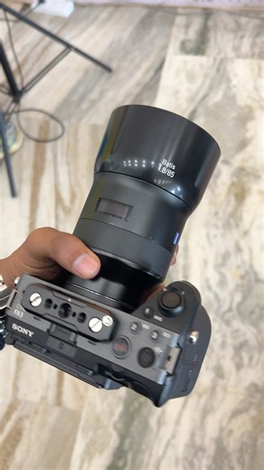 FX3 & bastil zeniss lens 85mm camera lover 💝📸 #weddingphotography #fx3 #weddingphotographer