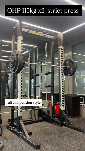 Read the caption 🫠 OHP shoulder ka Primary workout Increase strength 💪 build muscle mass benchpress ka connection lower back chest triceps rear delt front delt lower back all muscle active rhene chaiye benchpress improve karne ke liye #powerlifting #shoulder #ohp #strength #training | Jatin Sachdeva