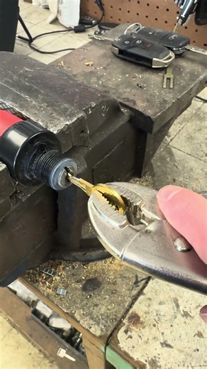 Handmaid key for boat ignition not an instructional video #allockandkeyco #locksmithlife ￼