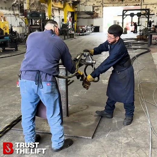 It Takes Two to Splice this Large Flemish Eye Sling for Heavy Lifting | Working with Wire Rope