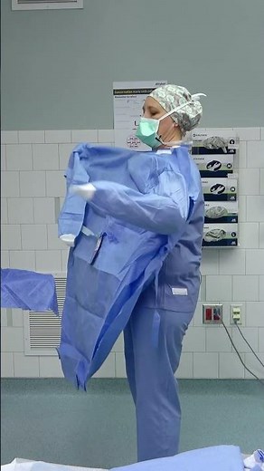How to Don Sterile Gowns and Gloves in the Operating Room #meded #surgeon #surgtech #operatingroom