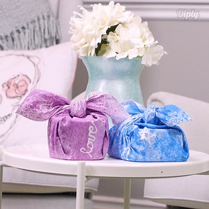 1.1M views · 1.3K reactions | This custom stenciled gift wrap is the perfect way to show your love! #crafty | Crafty | Facebook