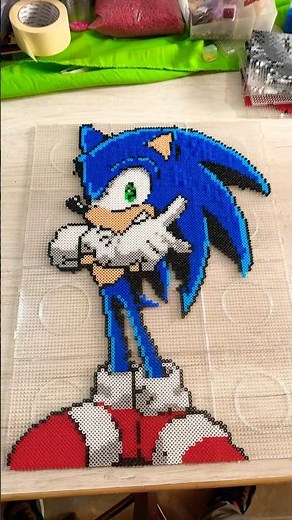 HICE A SONIC EN HAMA BEADS #sonic #hamabeads #sonicthehedgehog