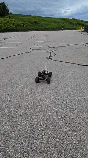 22K views · 397 reactions | Hpi savage is moving under its own power 掠 #hpisavage #NitroRacing #hpi #share #nitro #twostroke #rcnitroengine #bigblock #nitrorccar #rccar #follow #hpiracing #RC #thesnipernitrorcshop #like | The sniper nitro rc shop | Facebook