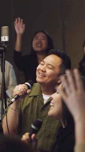 Dia adalah Alfa dan Omega, yang awal dan yang akhir. Semoga lagu ini menjadi deklarasi iman, bahwa hanya Tuhan Yesus, Raja diatas segala Raja, yang layak disembah, baik di bumi maupun di Surga. It is always a pleasure to praise and worship Him together with Atmosphere Worship! Be blessed, friends! Watch the full video on our YouTube Channel 🙏🏼☺️ 🎵Alfa Omega Music & Lyric by Alky Haryanto 📹 Live recorded at Christ Cathedral, Gading Serpong #SidneyMohede #AtmosphereWorship #AlfaOmega | Sidney 