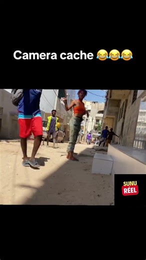 Tout le monde le fuit 😂😭