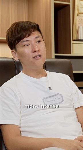 BestFoody on Instagram: "Ronn Teo’s bank account was empty. His partner left him with debts. Then his father passed away. During the funeral, he called everyone he knew, just for help. Ronn learned that when you fall, you fall alone—and you have to stand up alone too. Episode 2 | Rise After the Fall #bestfoody #bestfood #storyinstagram #lifestory #story #singapore #sgfood #sgfoodie"