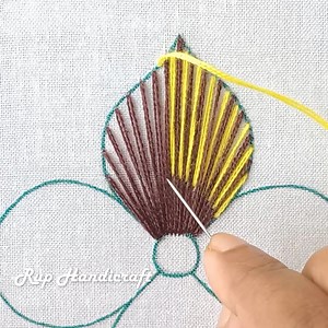 118K views · 2.2K reactions | Flower Embroidery Design !!! New Basket Wave Stitch Flower hand Embroidery Tutorial,Embroidery by Rup Handicraft | Rup Handicraft | Facebook