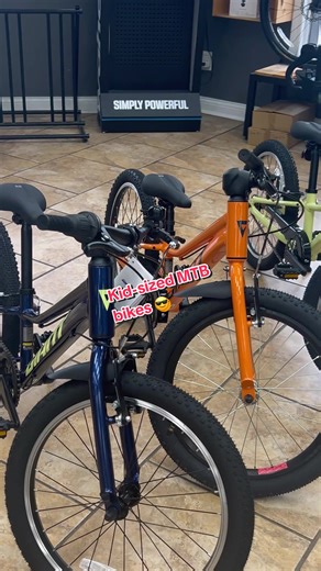 From rips around the neighborhood to family trail rides, these kid-sized mountain bikes are designed specifically for young riders. 🤘🏼😎 The frame geometry and components give it a confident ride that makes it fun and easy to expand their skills. 🙌🏼 Come see us and check them out! ✨ #middletowncycling #cycling #freeyouremotions #newbikeday #louisville #bicycle #morekidsonbikes #livcycling #giant #giantbikes