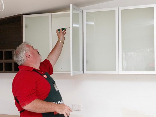 How To Install Frosted Glass Doors  - Bunnings Australia