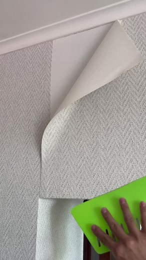 How to Remove Wallpaper: Step-by-Step Guide
