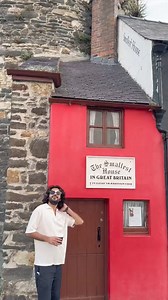 The Smallest House in GREAT BRITAIN 🇬🇧 #smallest #House #in #britain #ZeeshanRokhri #uk #tour #reelsvideoシ #newreels #newvideo #fypシ゚viralシ 𝕄𝕦𝕤𝕥𝕒𝕗𝕒 𝕂𝕙𝕒𝕟 | Mustafa Khan
