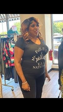 Ashley Stewart with Ms. Full-Figured Pageant Models getting ready