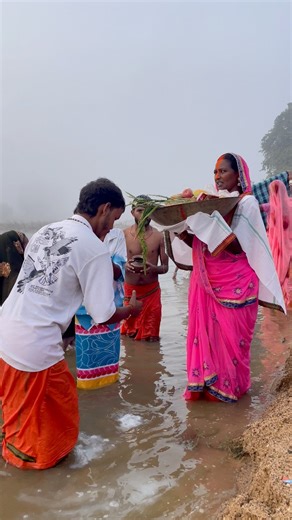 4.7K views · 308 reactions | Chhathi maa #chhathi #viarl #trending #ChhathiMaiyaKiJai | Beeru Bhai Dancer | Facebook